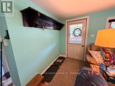 341 Saint Jean Street, Orillia, Ontario  L3V 4L6 - Photo 2 - S13673878