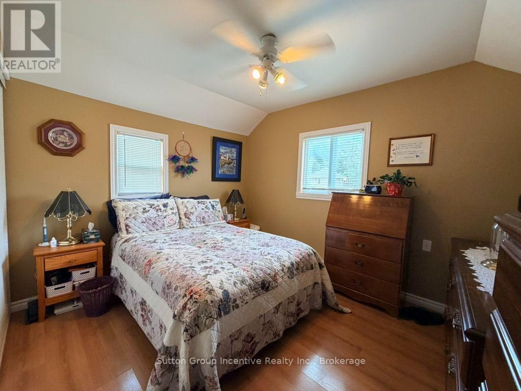 341 Saint Jean Street, Orillia, Ontario  L3V 4L6 - Photo 7 - S13673878