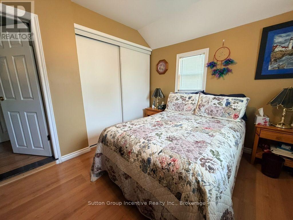 341 Saint Jean Street, Orillia, Ontario  L3V 4L6 - Photo 9 - S13673878
