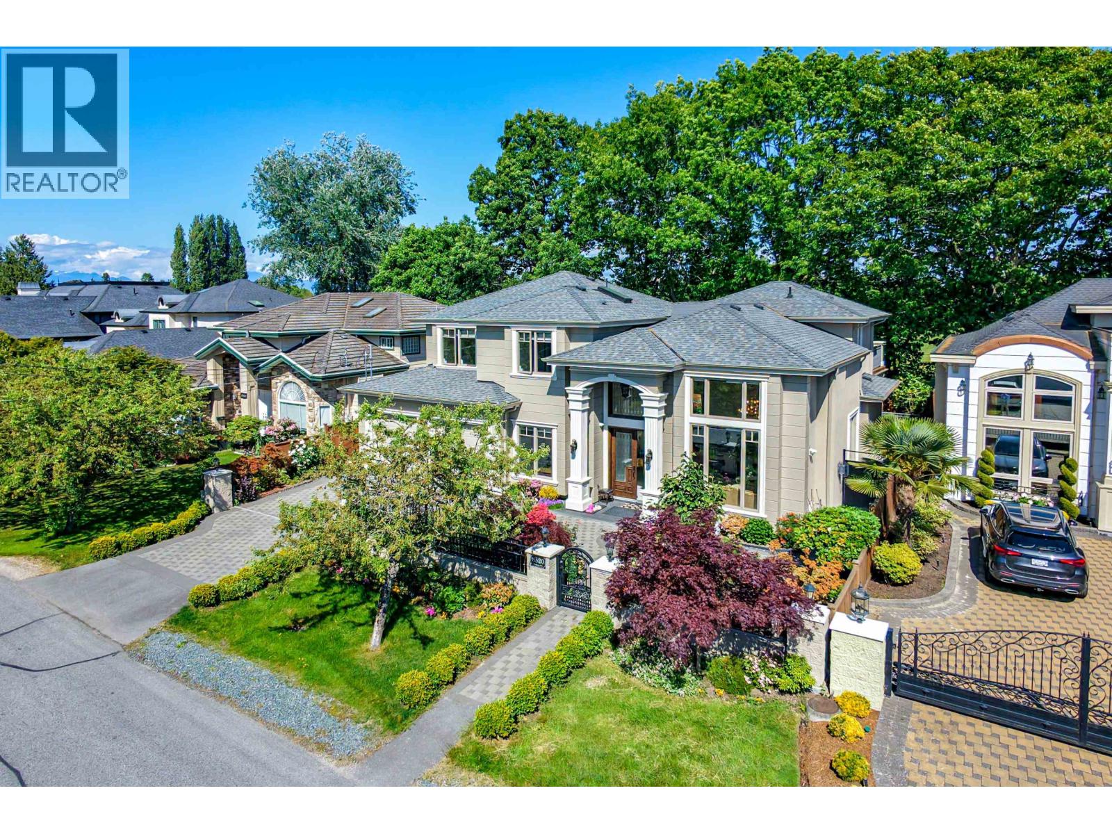 8520 Elsmore Road, Richmond, British Columbia V7C 2A1 - Photo 2 - R3155689