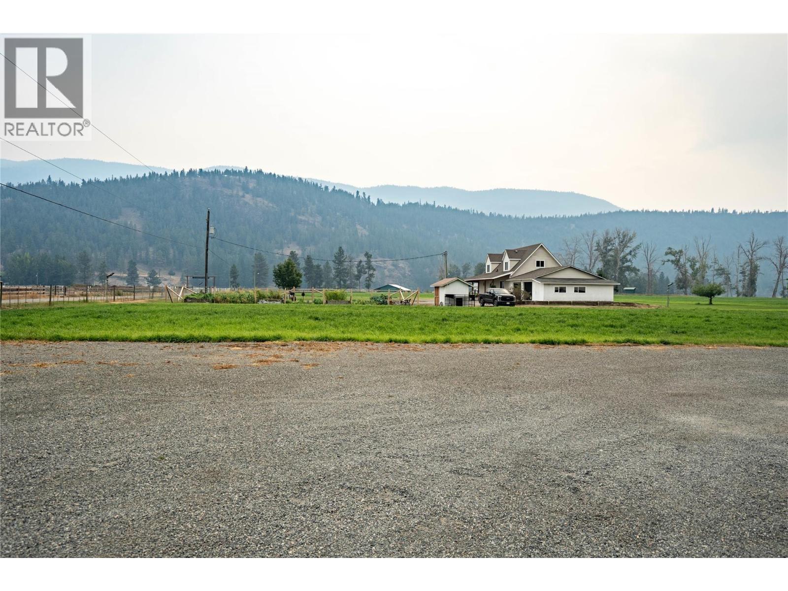 2328 Willgoose Road, Merritt, British Columbia  V1K 1N7 - Photo 7 - 10397714
