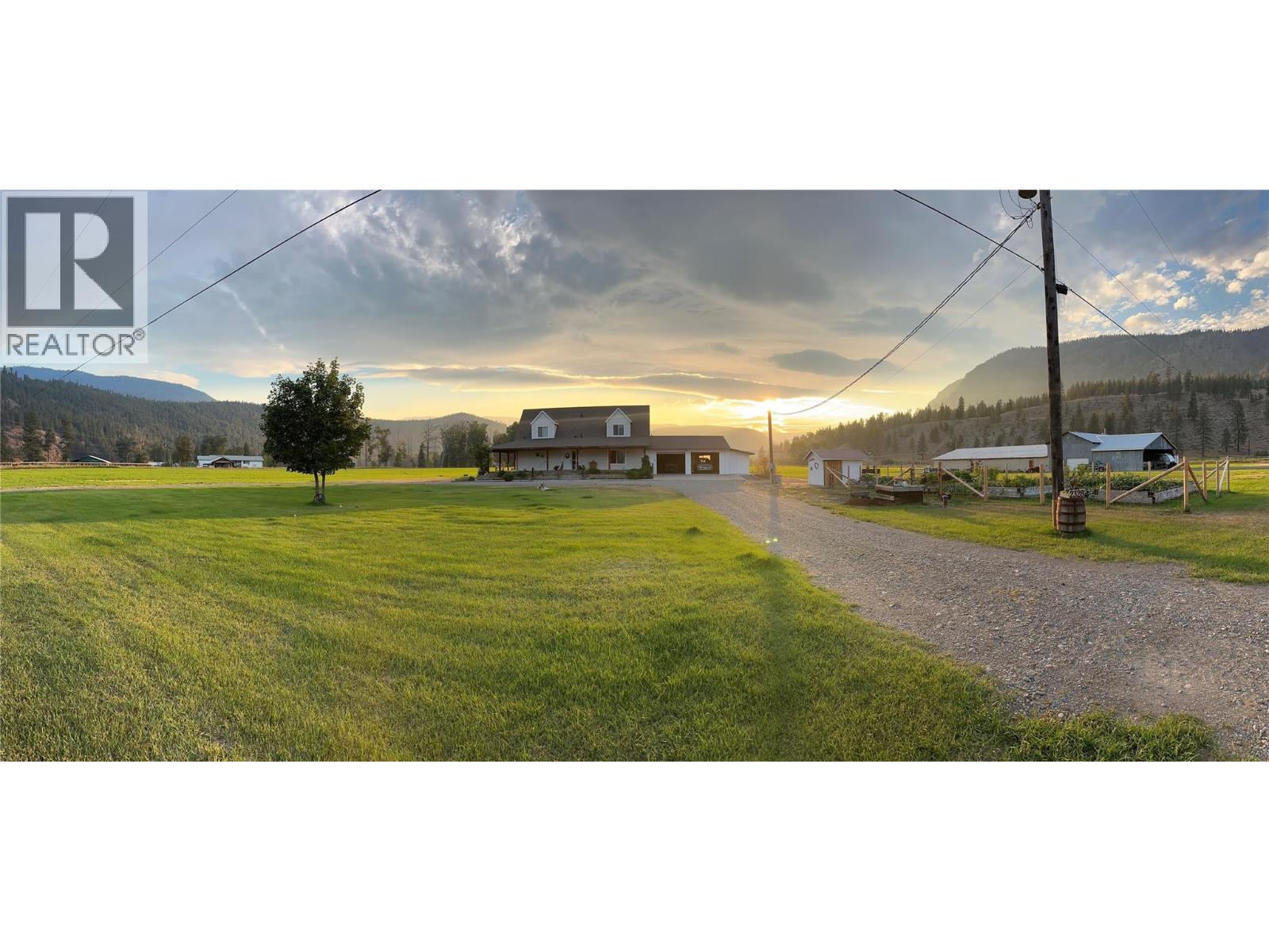 2328 Willgoose Road, Merritt, British Columbia  V1K 1N7 - Photo 2 - 10397714