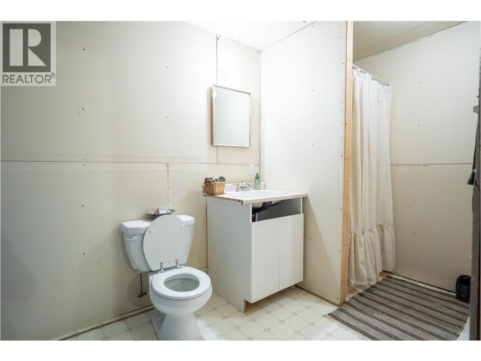 2328 Willgoose Road, Merritt, British Columbia  V1K 1N7 - Photo 51 - 10397714