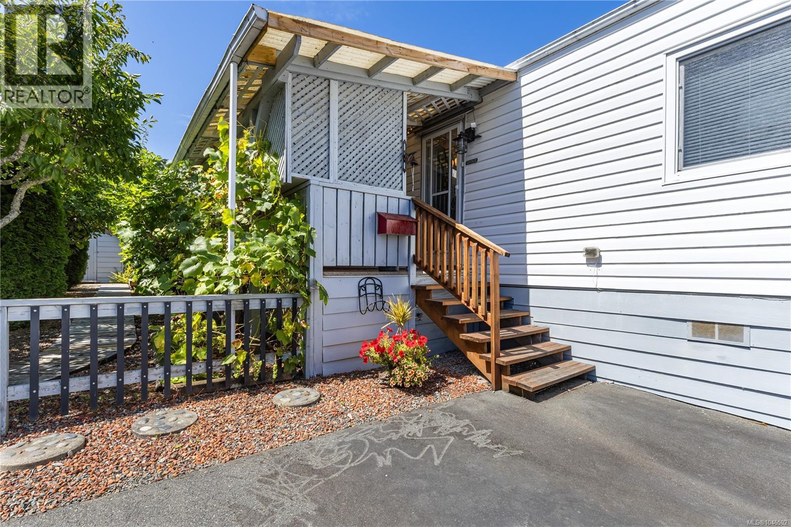 94 7701 Central Saanich Rd, Central Saanich, British Columbia  V8M 2B6 - Photo 3 - 1046592