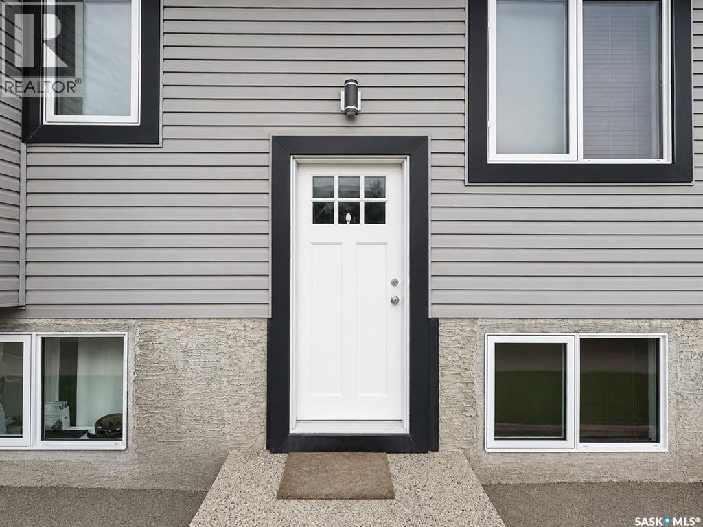 4801 James Hill Road, Regina, Saskatchewan  S4W 0C6 - Photo 20 - SK045564