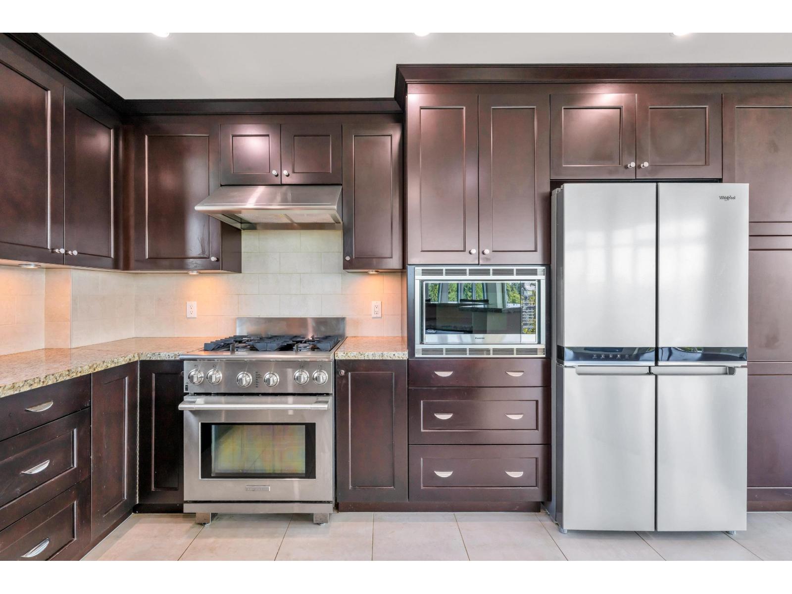 504 14824 North Bluff Road, White Rock, British Columbia  V4B 3E2 - Photo 9 - R3154750