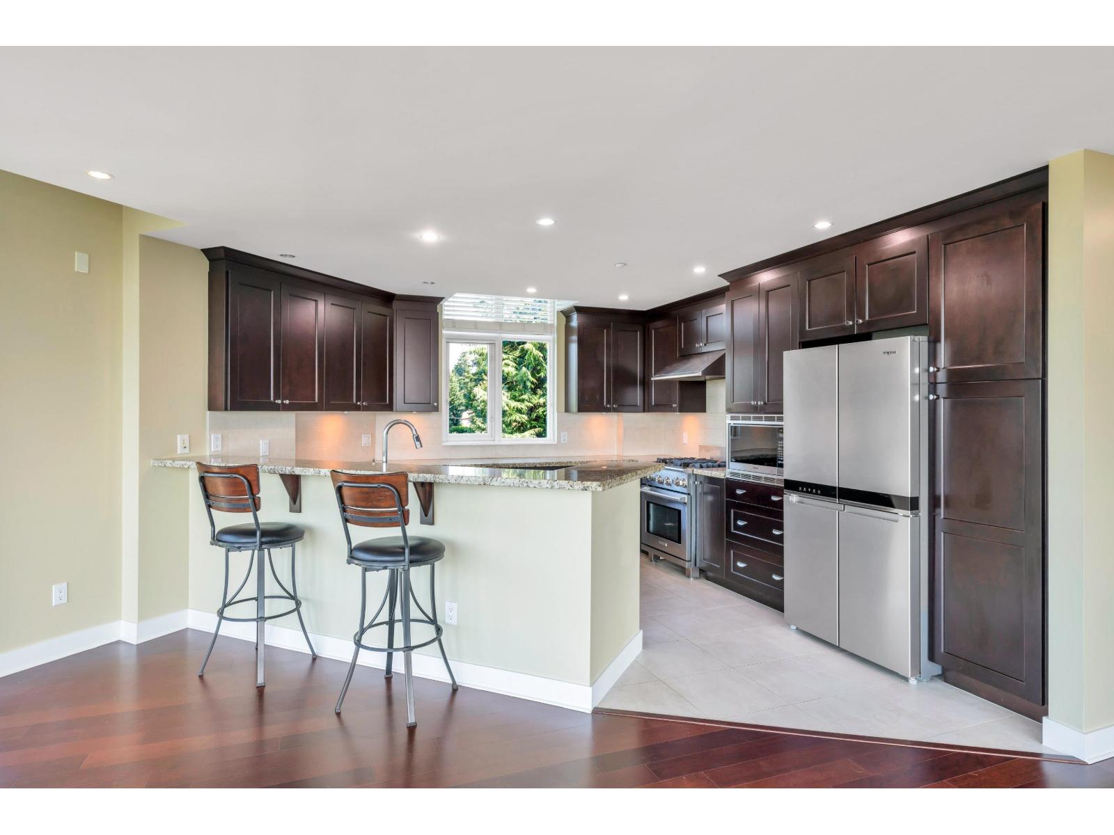 504 14824 North Bluff Road, White Rock, British Columbia  V4B 3E2 - Photo 7 - R3154750