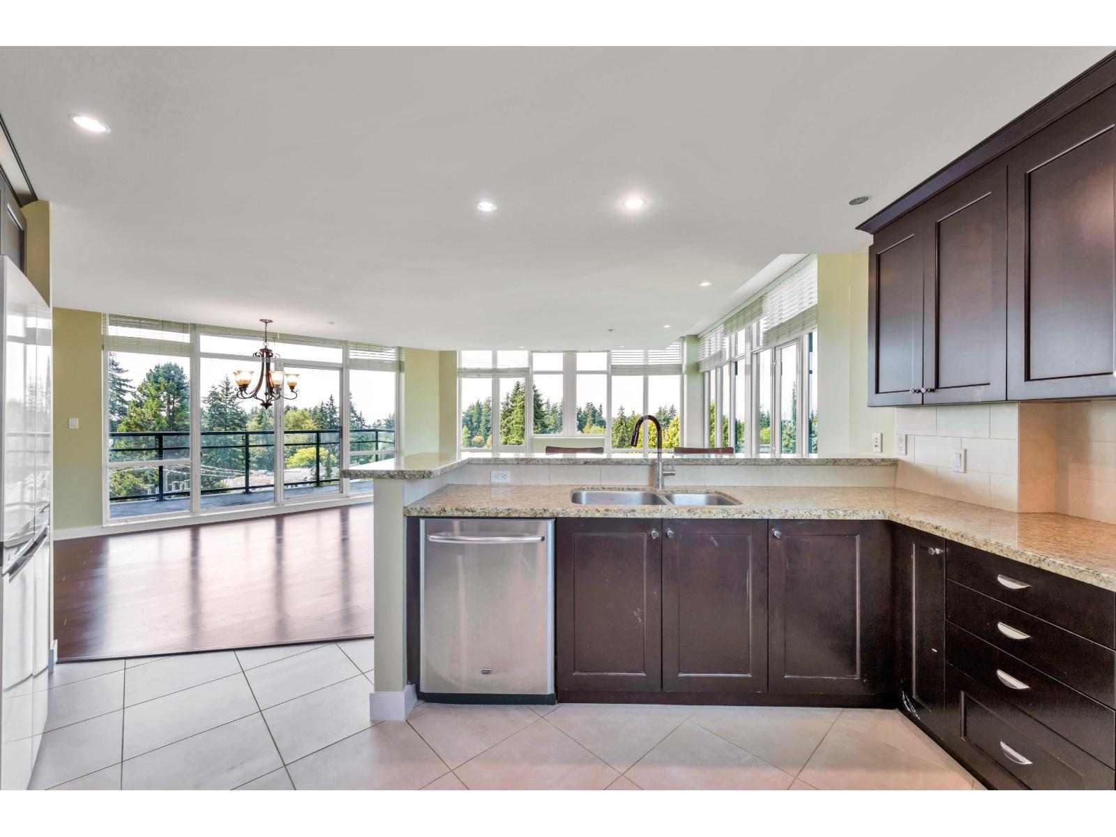 504 14824 North Bluff Road, White Rock, British Columbia  V4B 3E2 - Photo 8 - R3154750