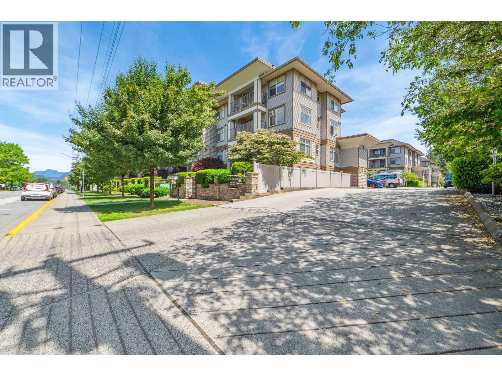 111 12238 224 Street, Maple Ridge, British Columbia  V2X 8W5 - Photo 2 - R3155487