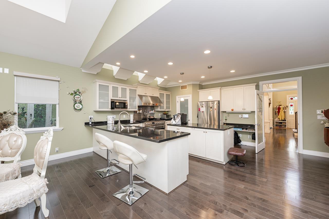 15730 38a Avenue, Surrey, British Columbia  V3Z 0K8 - Photo 14 - R3128079