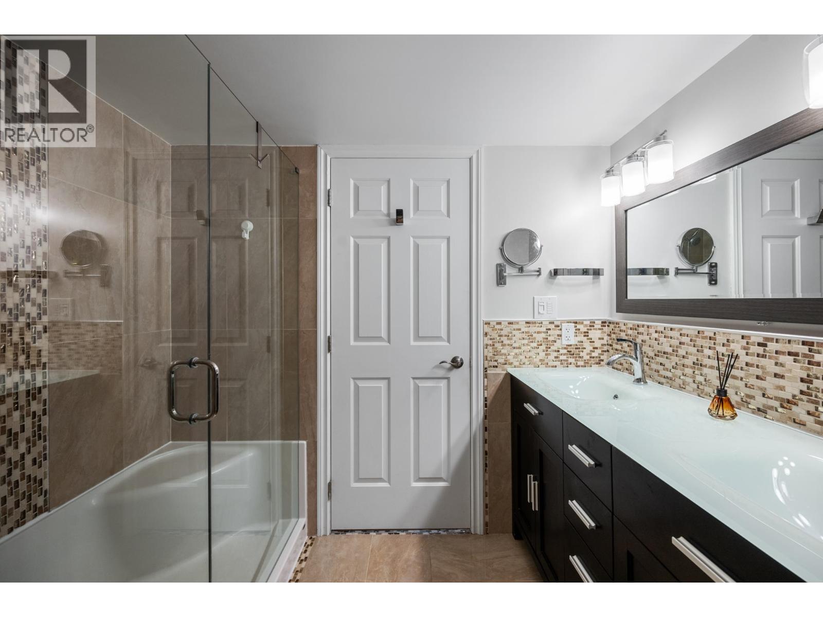 302 12 Laguna Court, New Westminster, British Columbia V3M 6W4 - Photo 26 - R3154695
