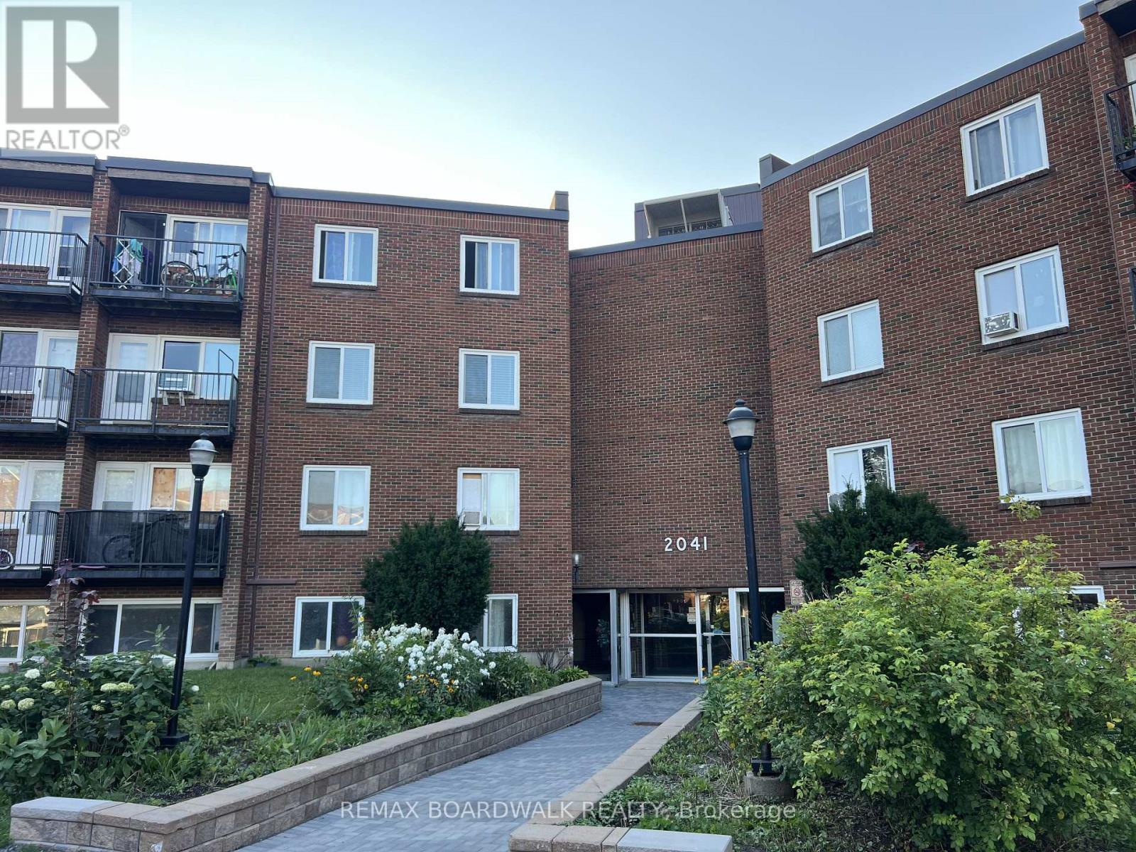 101B - 2041 ARROWSMITH DRIVE, ottawa, Ontario