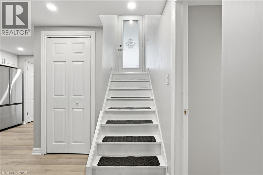 35 Centennial Parkway S, Hamilton, Ontario  L8G 2C1 - Photo 31 - 40855484