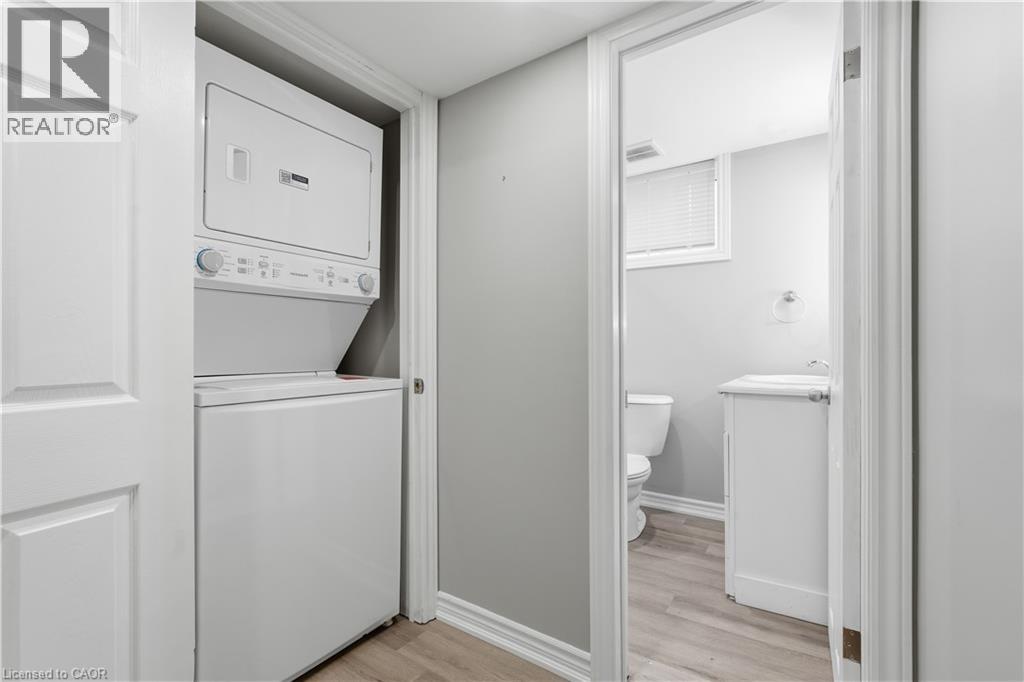 35 Centennial Parkway S, Hamilton, Ontario  L8G 2C1 - Photo 43 - 40855484