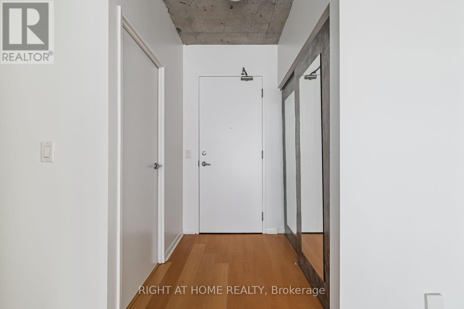 418 - 333 ADELAIDE ST. EAST STREET E, Toronto, Ontario