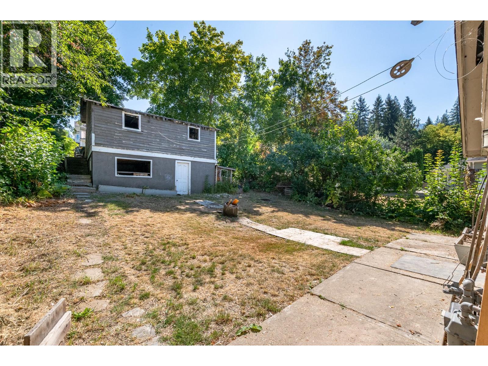 630 5 Street SE, Salmon Arm, British Columbia  V1E 4G2 - Photo 54 - 10393351