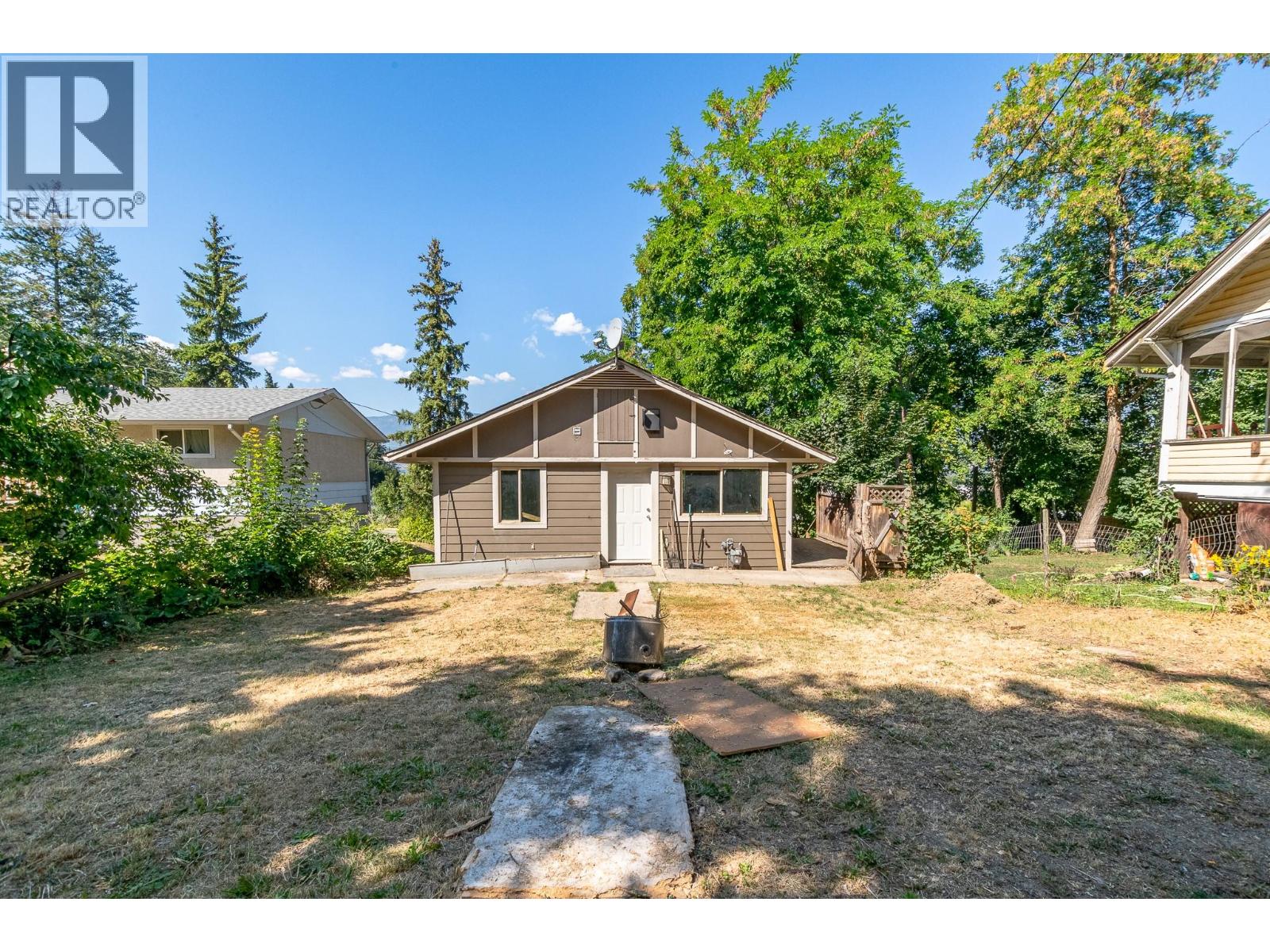 630 5 Street SE, Salmon Arm, British Columbia  V1E 4G2 - Photo 53 - 10393351