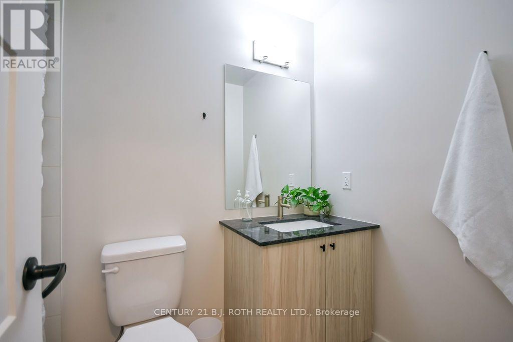 35 Pumpkin Corner Crescent, Barrie, Ontario  L9J 0T5 - Photo 26 - S13673944