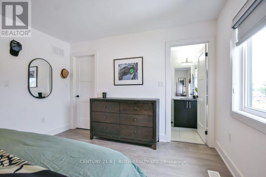35 Pumpkin Corner Crescent, Barrie, Ontario  L9J 0T5 - Photo 32 - S13673944