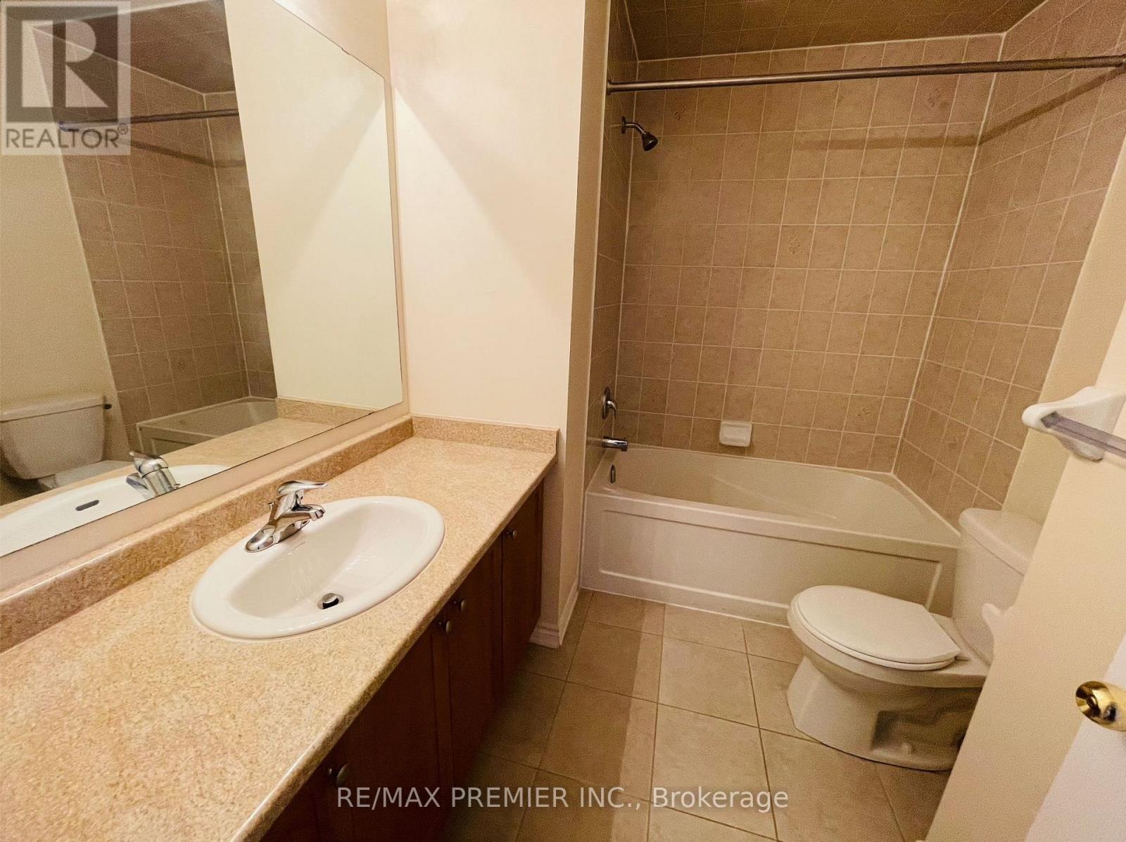 32 Shiff Crescent, Brampton, Ontario  L6Z 0H6 - Photo 20 - W13673892