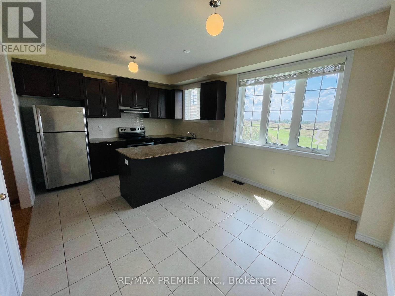 32 Shiff Crescent, Brampton, Ontario  L6Z 0H6 - Photo 7 - W13673892