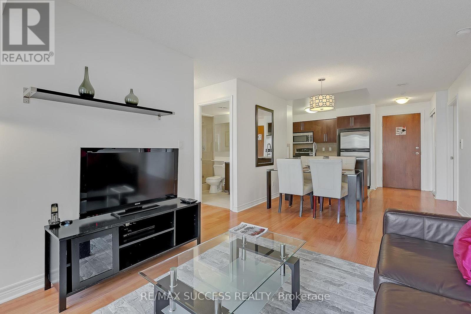 203 - 310 Burnhamthorpe Road W, Mississauga, Ontario  L5B 4P9 - Photo 12 - W13673898