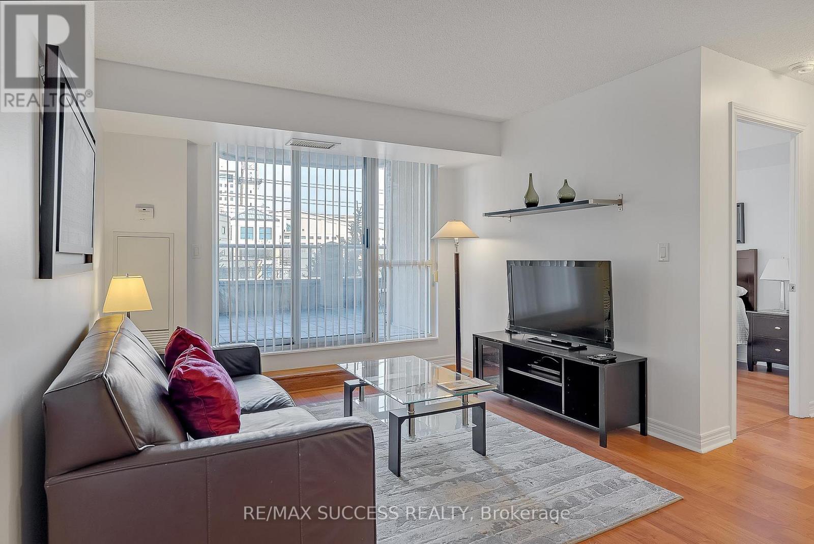 203 - 310 Burnhamthorpe Road W, Mississauga, Ontario  L5B 4P9 - Photo 14 - W13673898