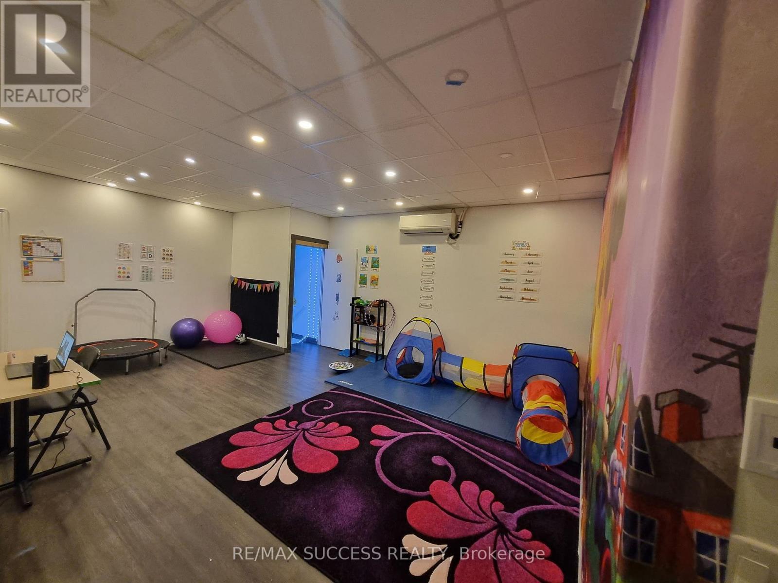 Main Fl - 2567 Hurontario Street, Mississauga, Ontario  L5A 2G4 - Photo 2 - W13673966