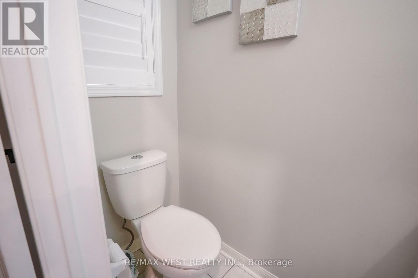 8 Jensen Court, Vaughan, Ontario  L6A 2T6 - Photo 20 - N13673904