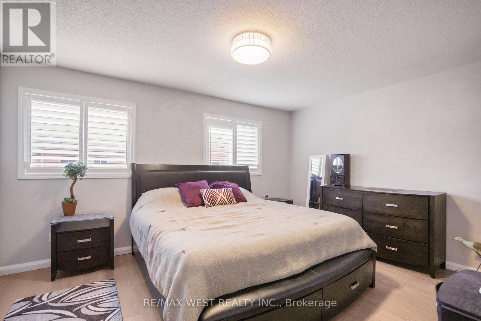 8 Jensen Court, Vaughan, Ontario  L6A 2T6 - Photo 30 - N13673904