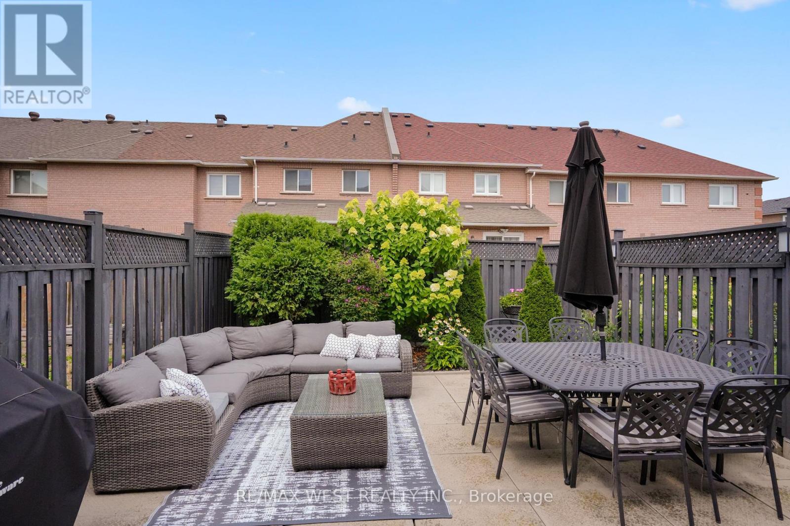 8 Jensen Court, Vaughan, Ontario  L6A 2T6 - Photo 35 - N13673904