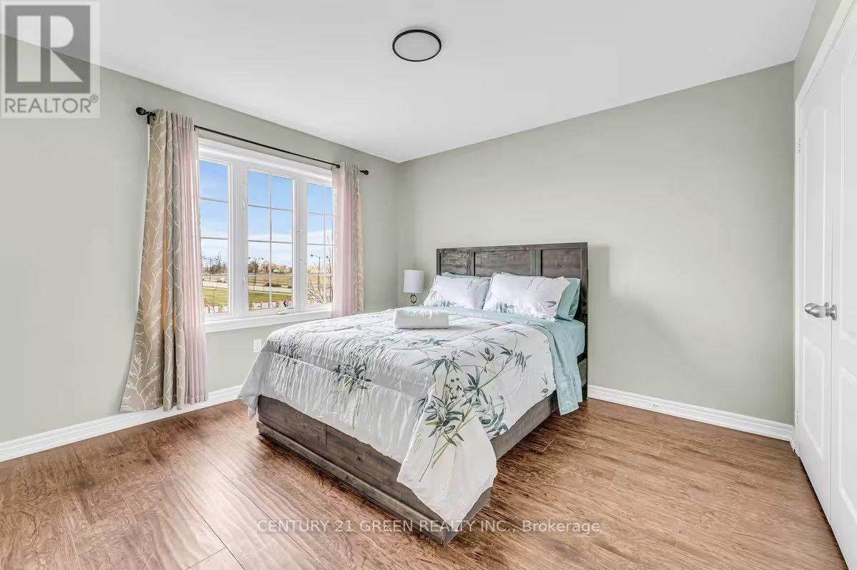 5 Sunset Way, Thorold, Ontario  L2V 0B6 - Photo 5 - X13673888