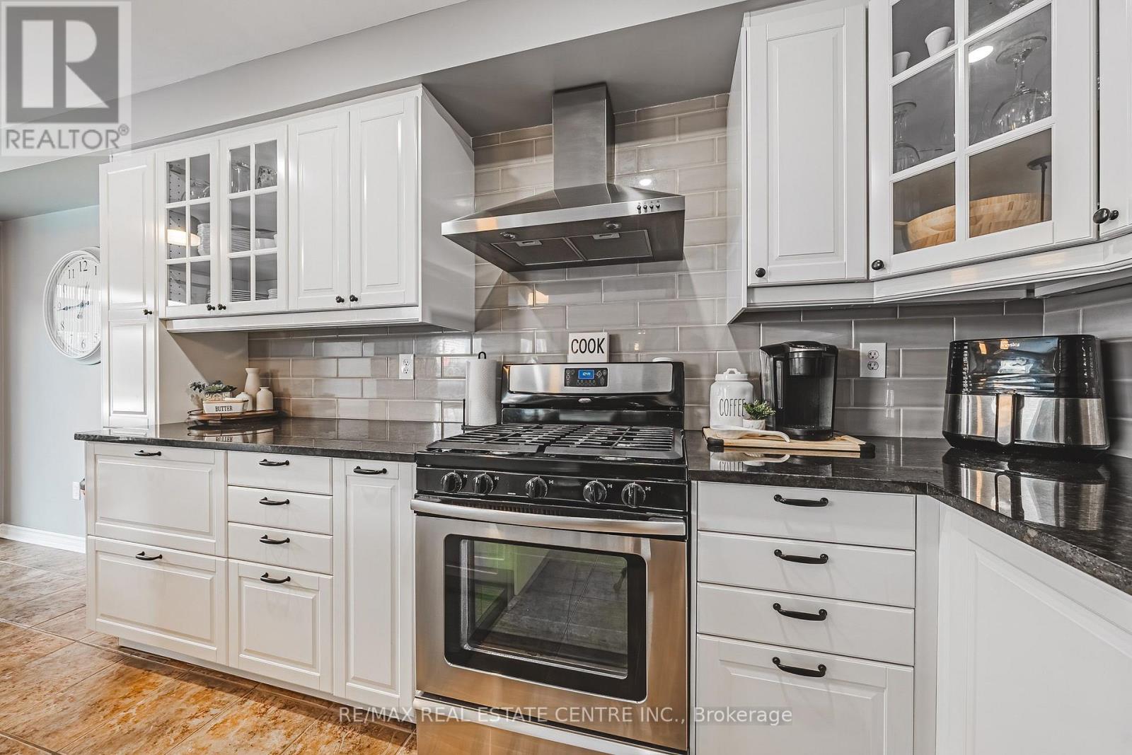 142 Bradley Avenue, Hamilton, Ontario  L0R 1C0 - Photo 8 - X13673900