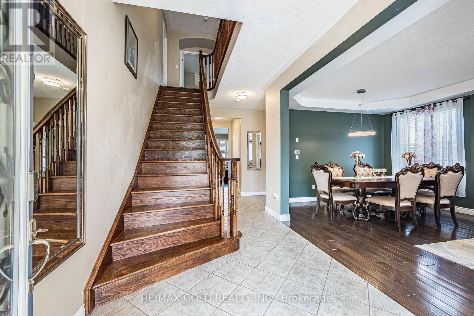 119 Glazebrook Crescent, Cambridge, Ontario  N1T 2H8 - Photo 4 - X13673906