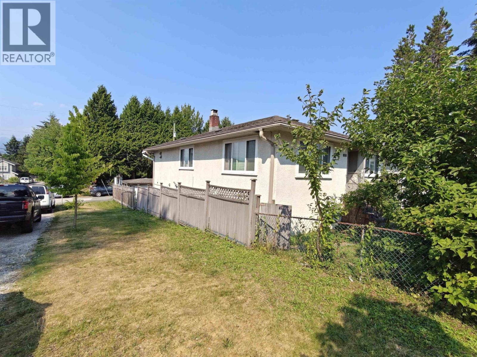 2503 E 27th Avenue, Vancouver, British Columbia V5R 1N2 - Photo 12 - R3154034