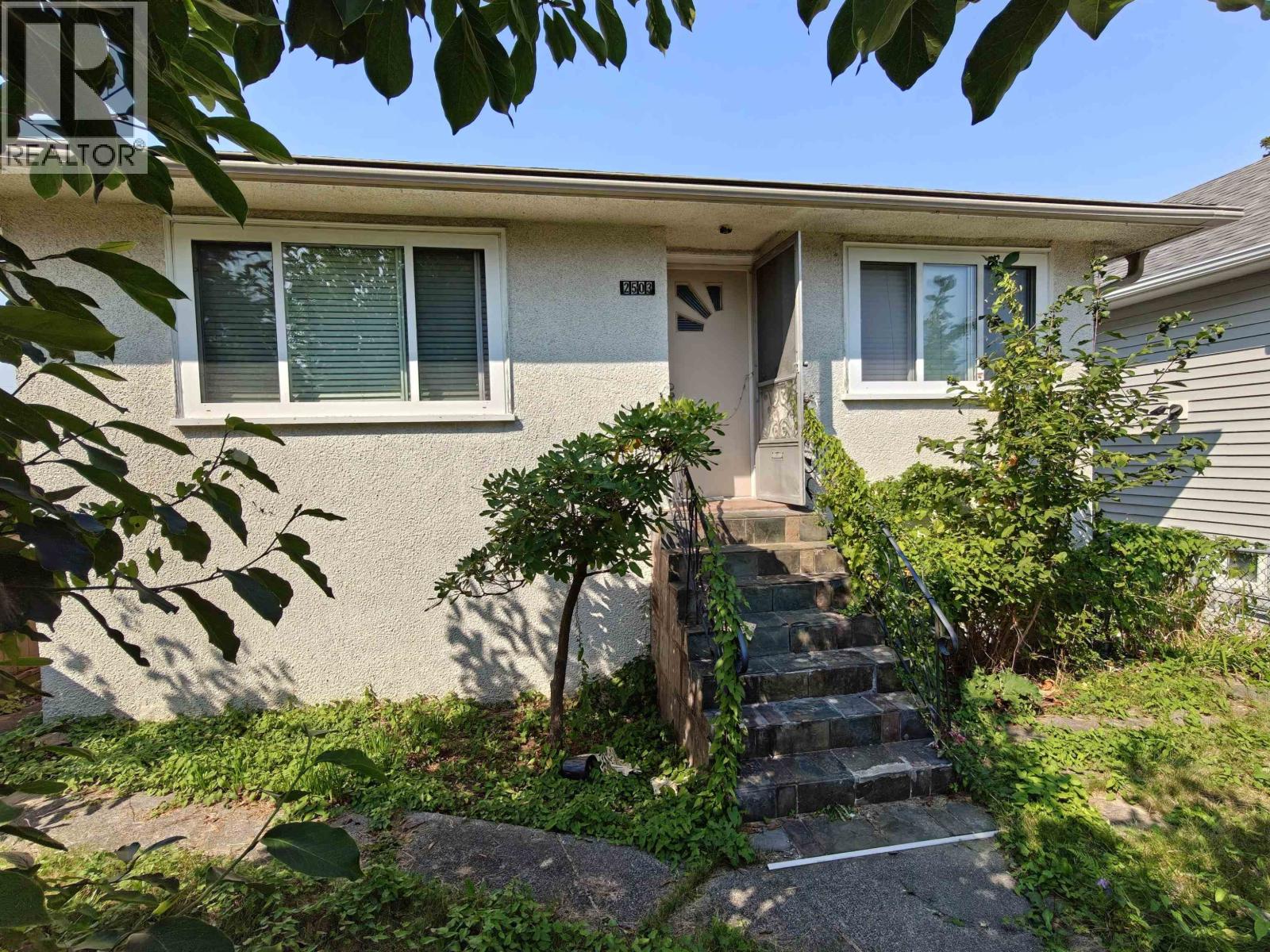 2503 E 27TH AVENUE, Vancouver, British Columbia