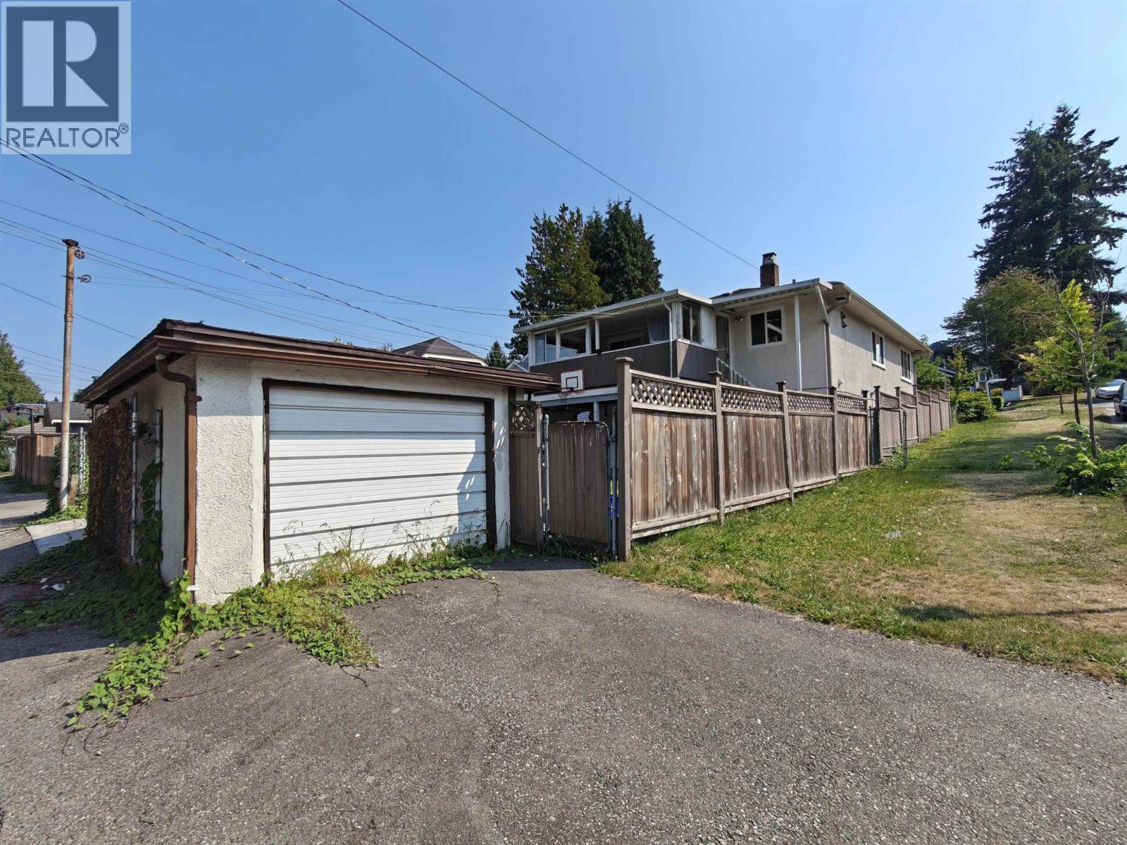 2503 E 27th Avenue, Vancouver, British Columbia V5R 1N2 - Photo 11 - R3154034
