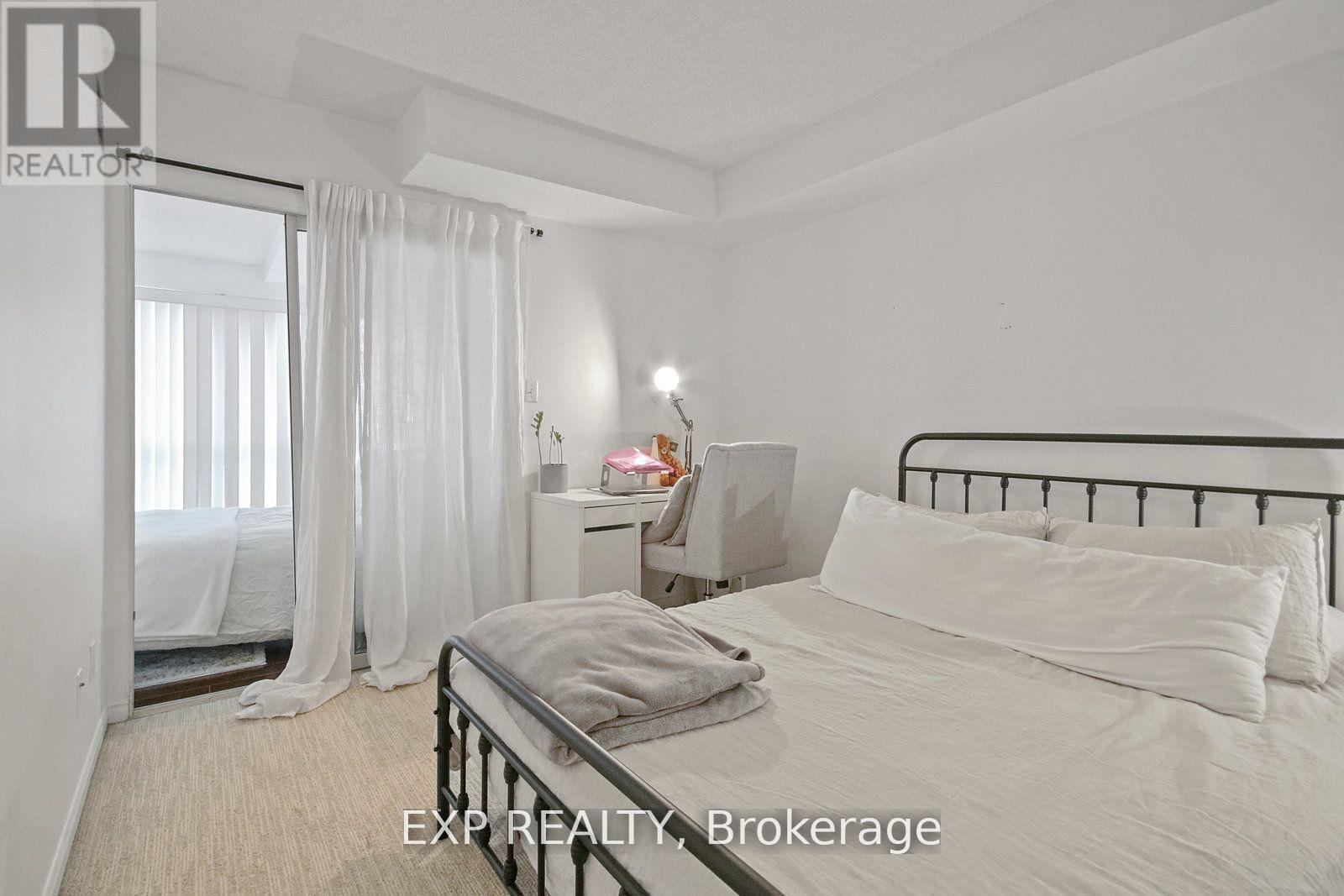 808 - 25 The Esplanade, Toronto, Ontario  M5E 1W5 - Photo 24 - C13661006