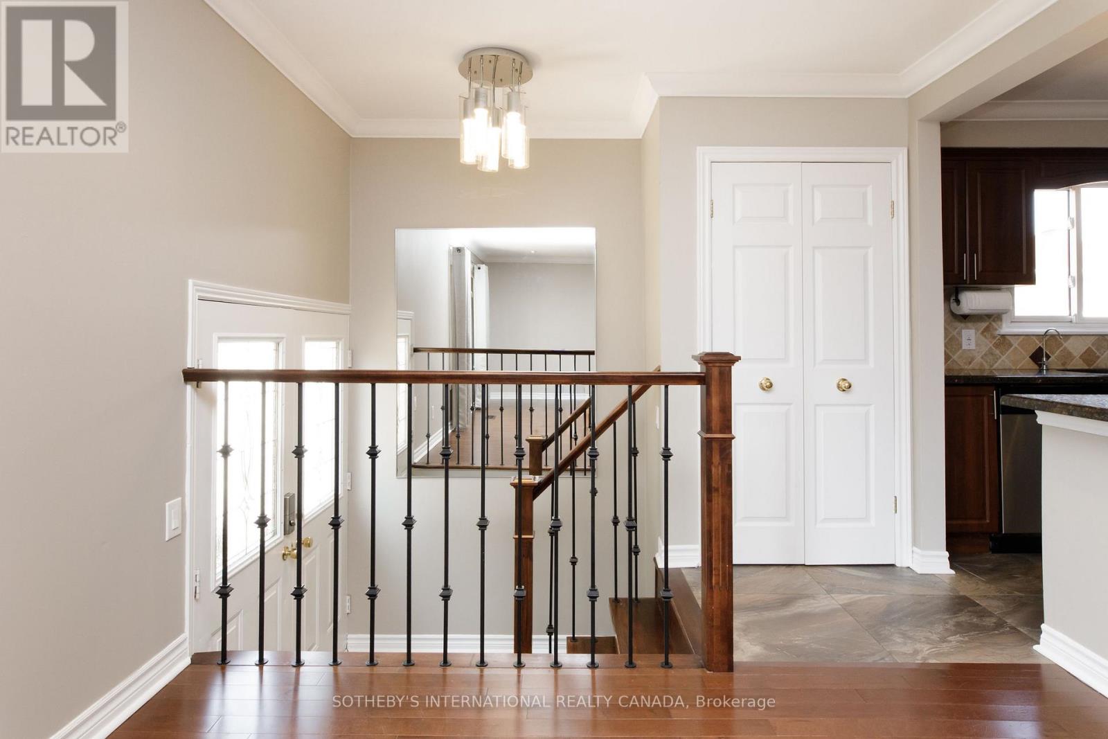 Upper - 2694 Constable Road, Mississauga, Ontario  L5J 1W4 - Photo 13 - W13673676