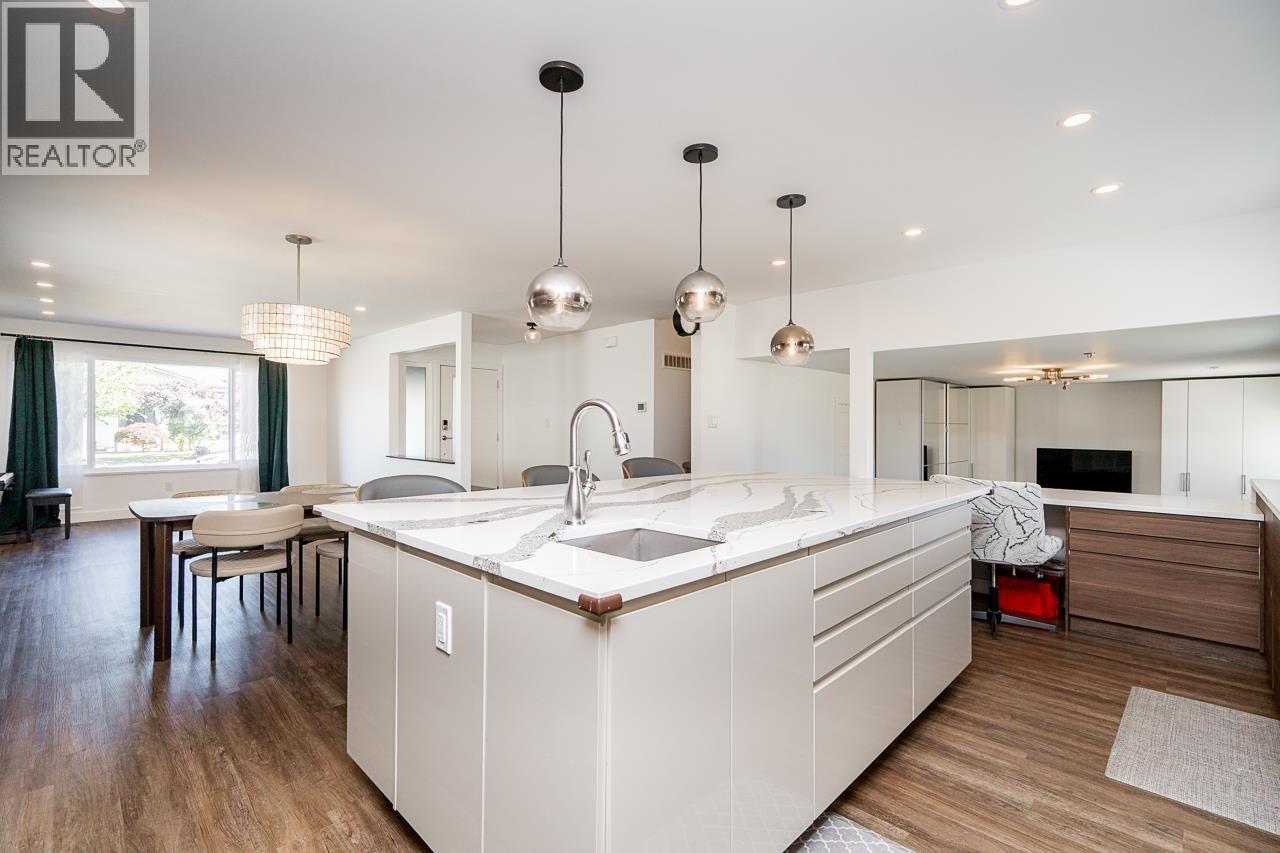 18864 119b Avenue, Pitt Meadows, British Columbia V3Y 1W7 - Photo 11 - R3155625