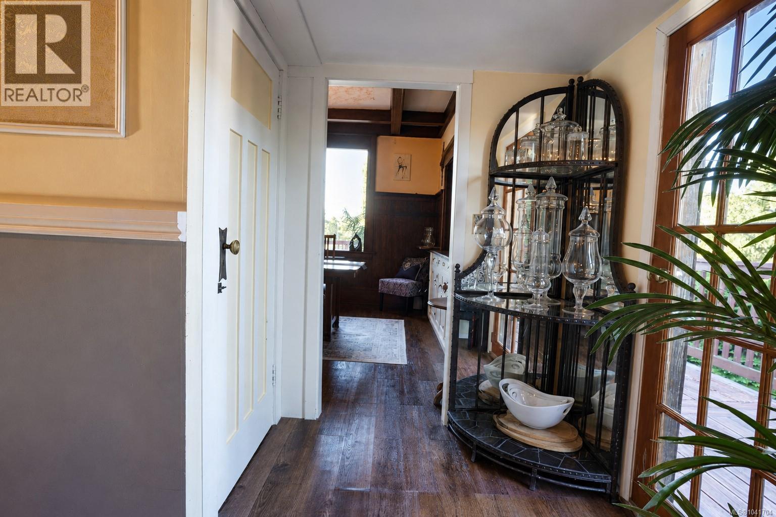 1295 Santa Rosa Ave, Saanich, British Columbia  V8Z 2V5 - Photo 12 - 1041704