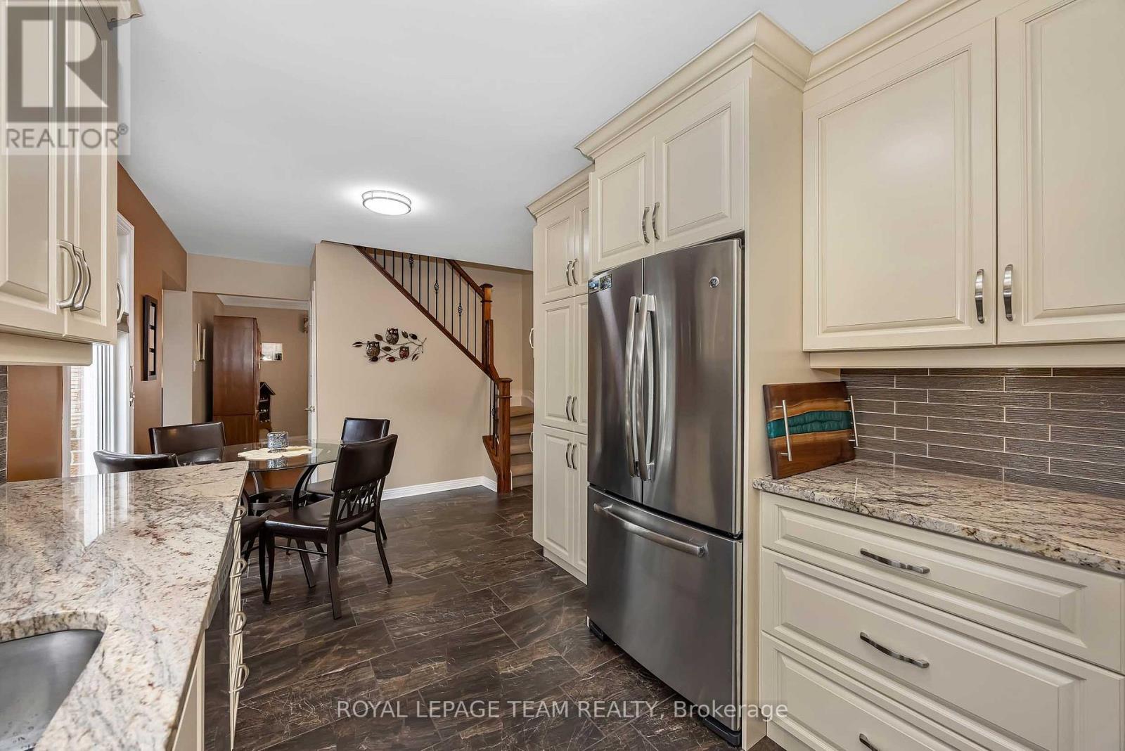 25 Tamblyn Crescent, Ottawa, Ontario  K2L 3A5 - Photo 16 - X13674008