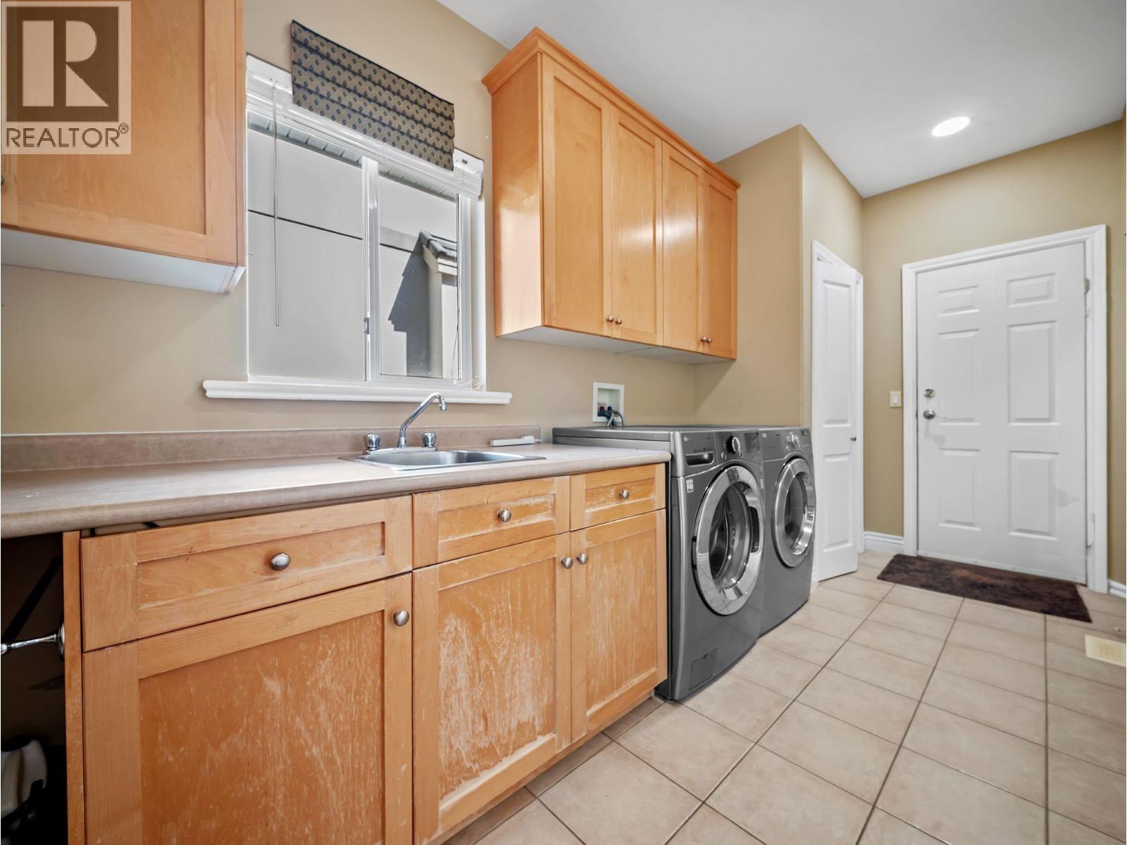 1760 Hampton Drive, Coquitlam, British Columbia V3E 3E1 - Photo 16 - R3155706