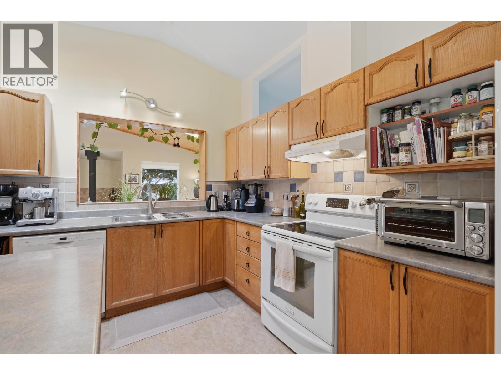 5616 Emerson Road, Sechelt, British Columbia  V0N 3A7 - Photo 20 - R3155710