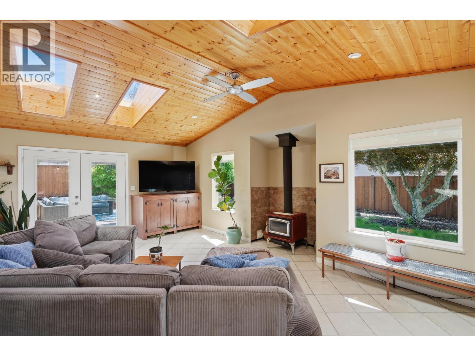 5616 Emerson Road, Sechelt, British Columbia  V0N 3A7 - Photo 25 - R3155710