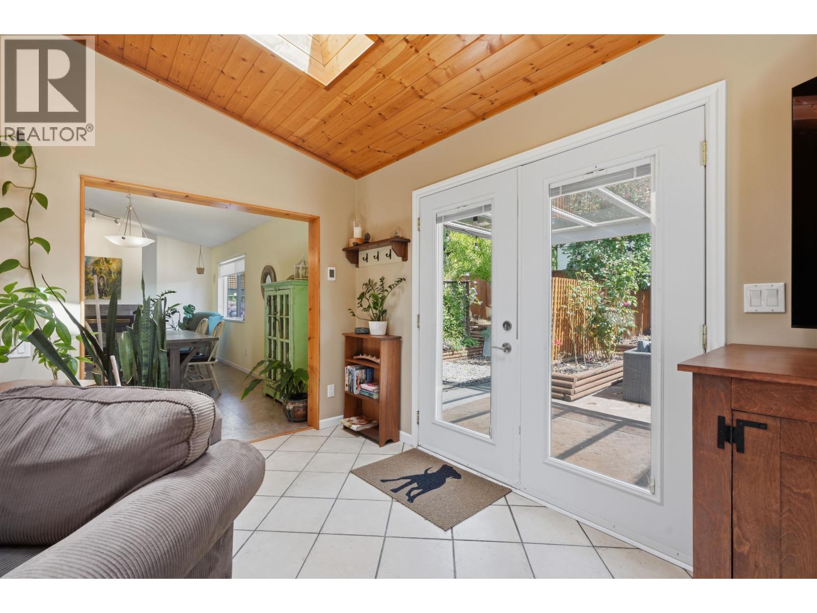 5616 Emerson Road, Sechelt, British Columbia  V0N 3A7 - Photo 26 - R3155710