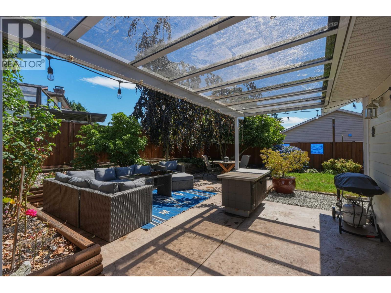 5616 Emerson Road, Sechelt, British Columbia  V0N 3A7 - Photo 8 - R3155710
