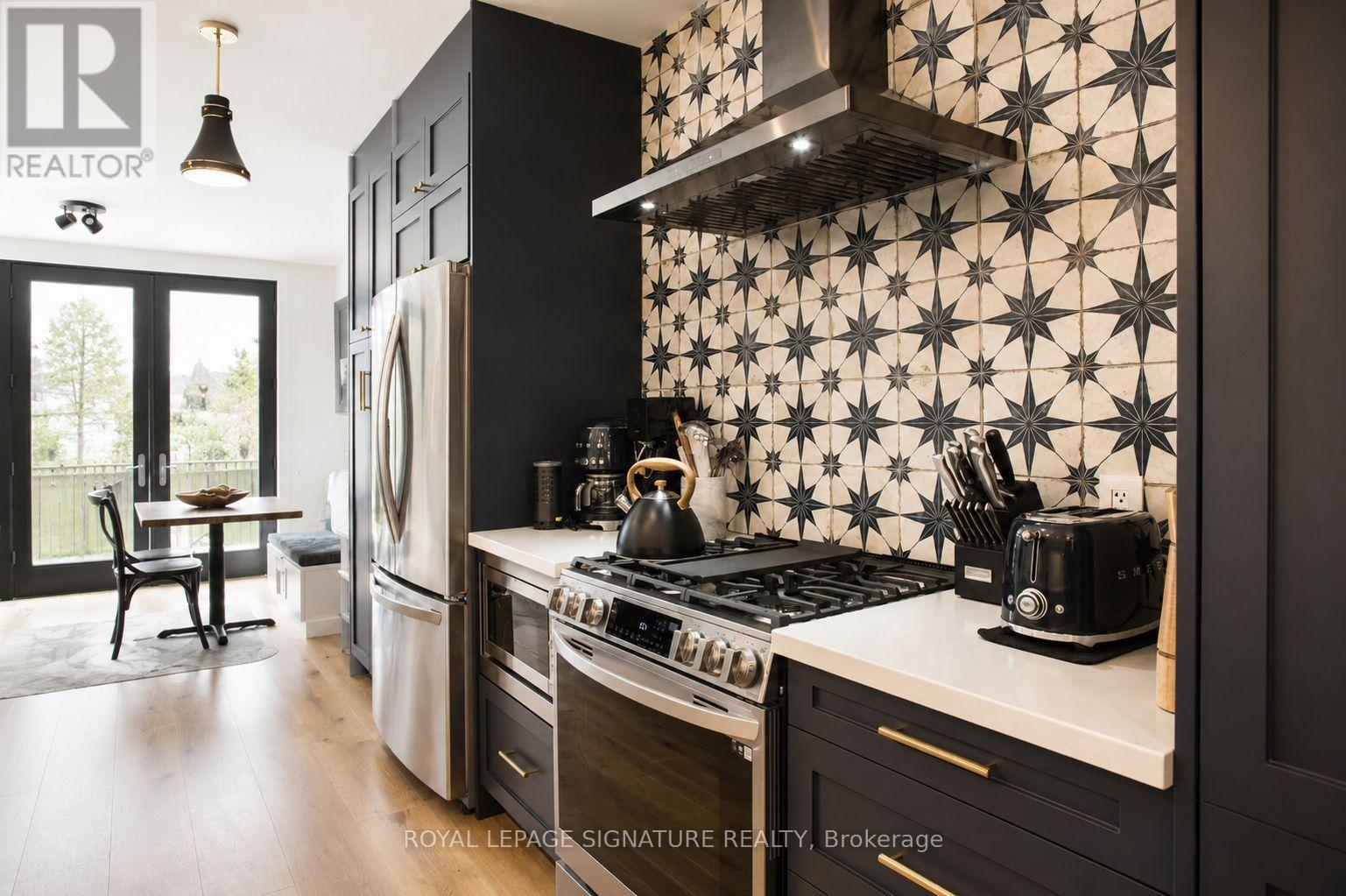132 Major Street, Toronto, Ontario  M5S 2L2 - Photo 6 - C13673986