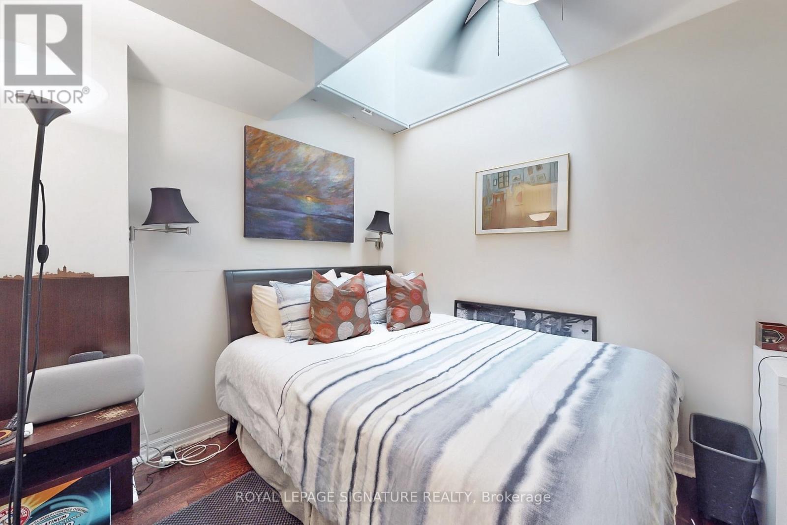 42 - 6 Wellesley Place, Toronto (North St. James Town), Ontario  M4Y 3E1 - Photo 11 - C13673996