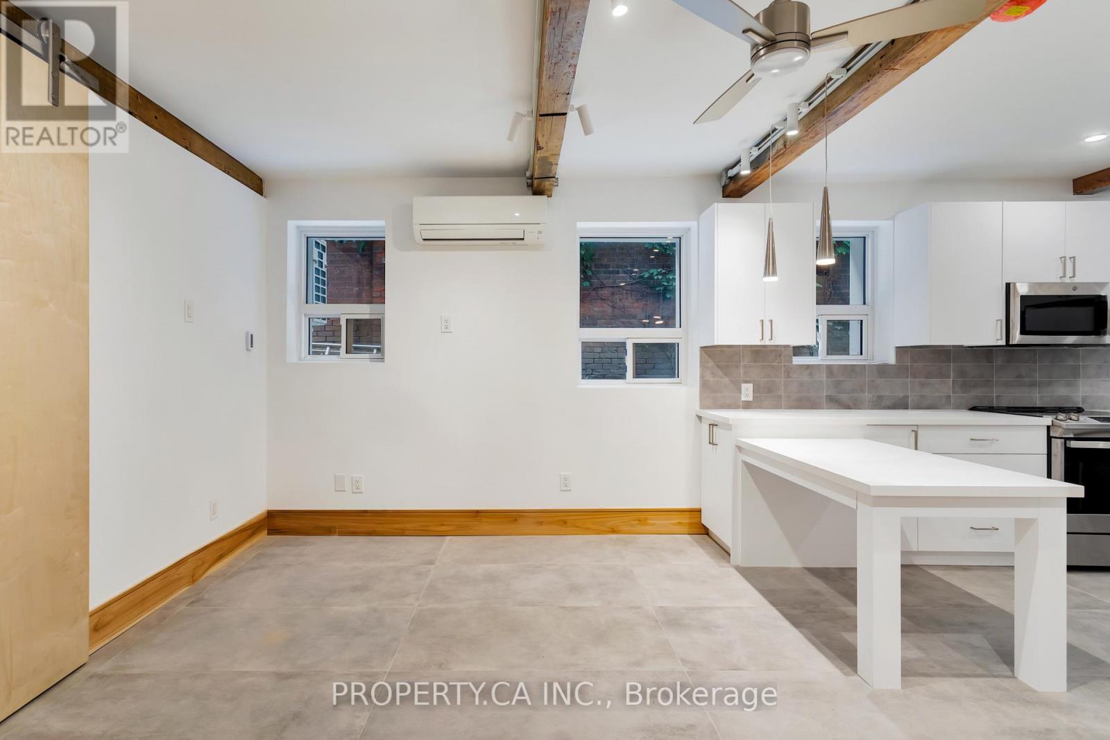 #8 - 97 Lee Avenue, Toronto (The Beaches), Ontario  M4E 2P2 - Photo 18 - E13674002